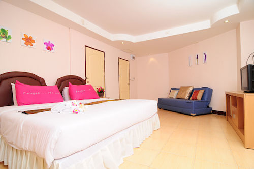 Bed By Tha-pra Sha