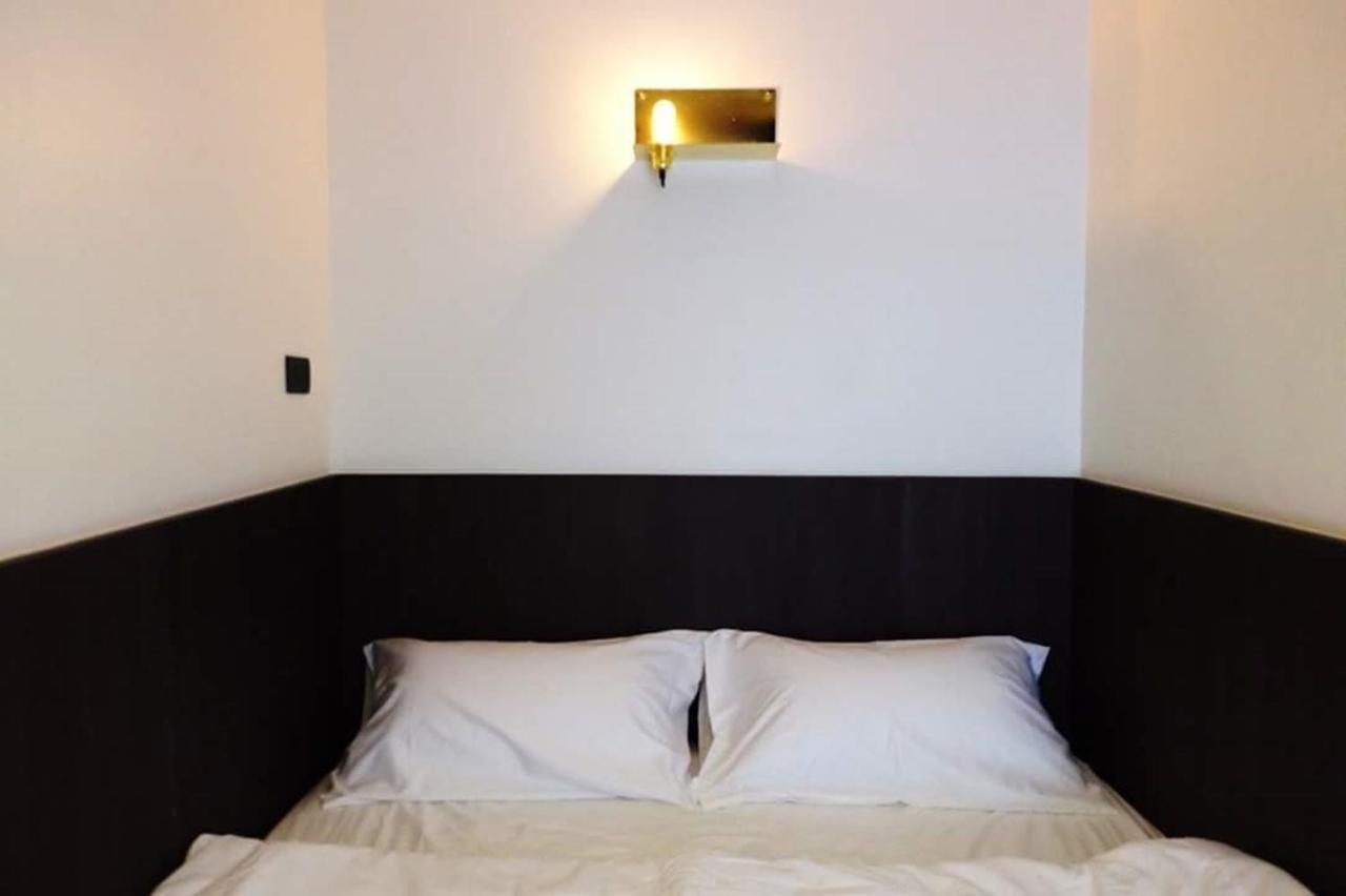 Four Sisters Hostel