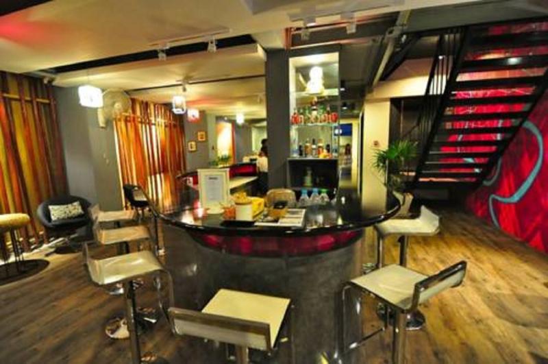 Cheqinn - Sukhumvit 4 Nana Plaza