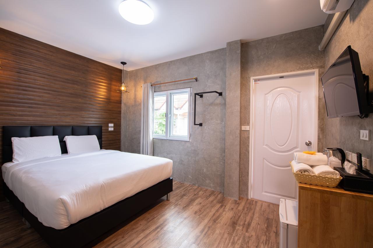 Hostel Hoppers Place Donmuang *