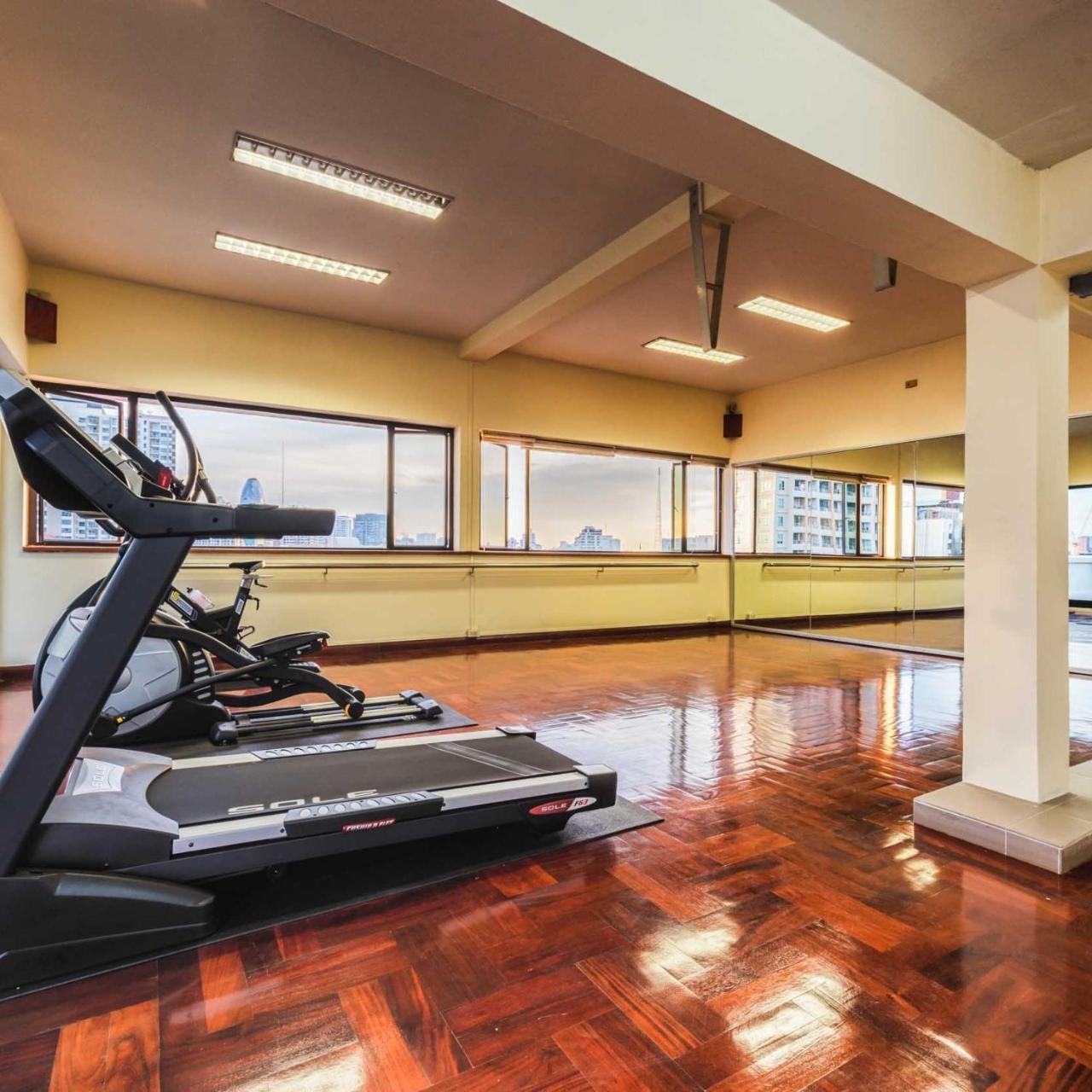 Capital Mansion - Sha Certified 3* Bangkok