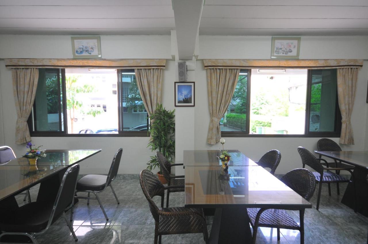 Gasthof P Park Charansanitwong 2*