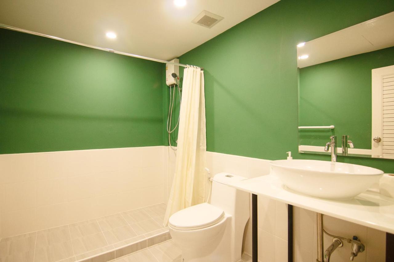 Hostel Folk Poshtel Asok *