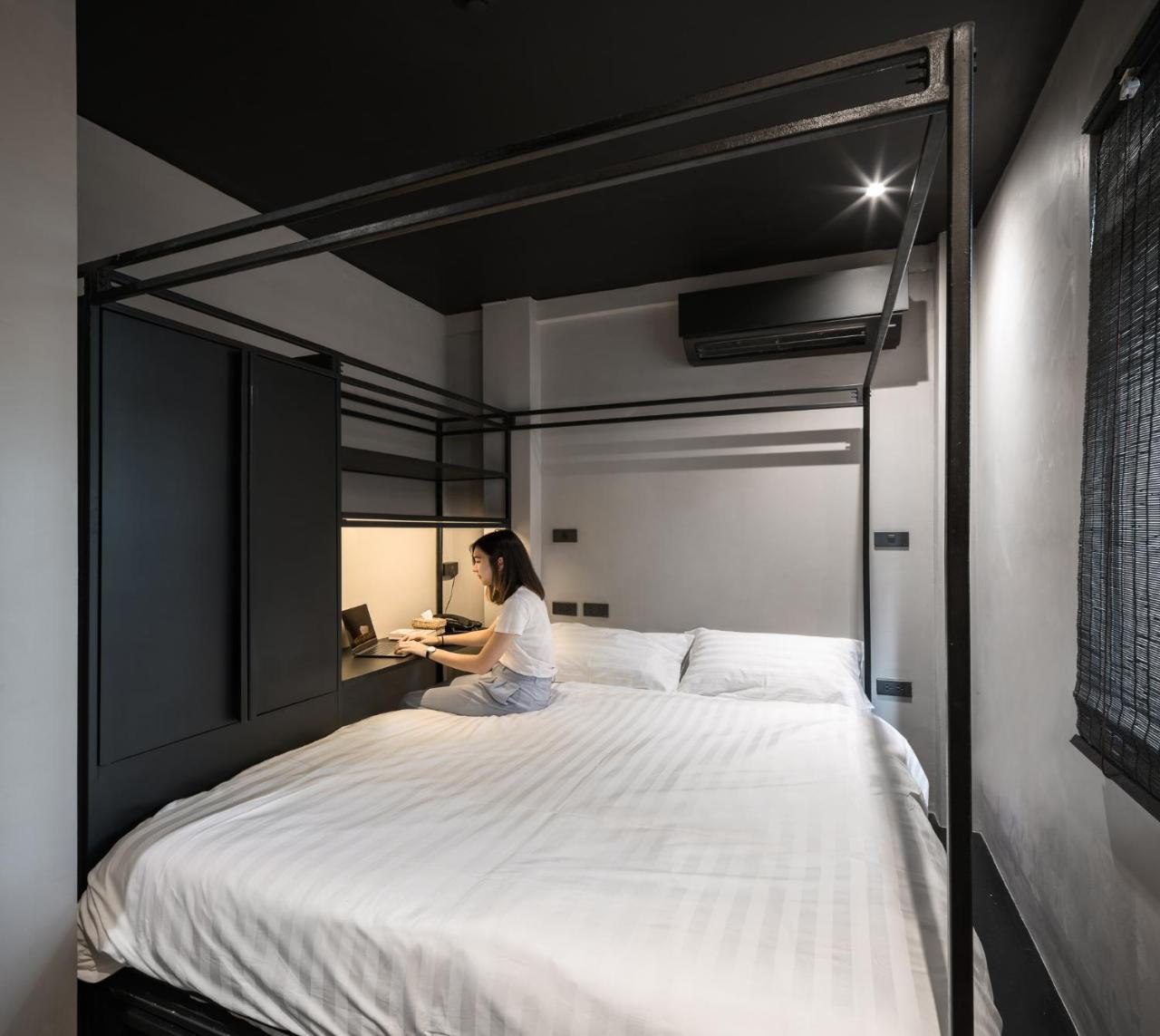Kloem (adults Only) Hostel Bangkok