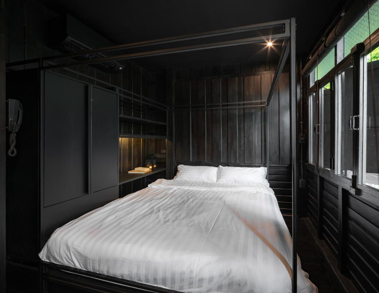 Hostel Kloem (adults Only)