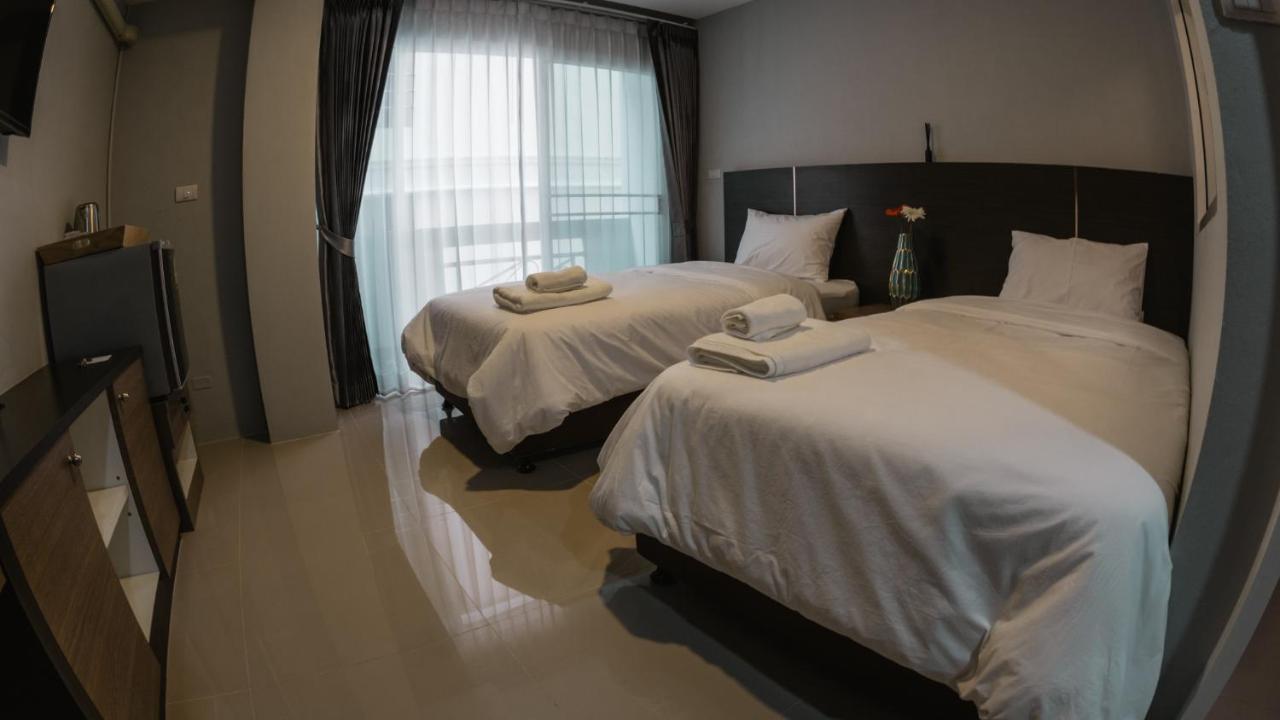 Step One At Apartment Bangkok
