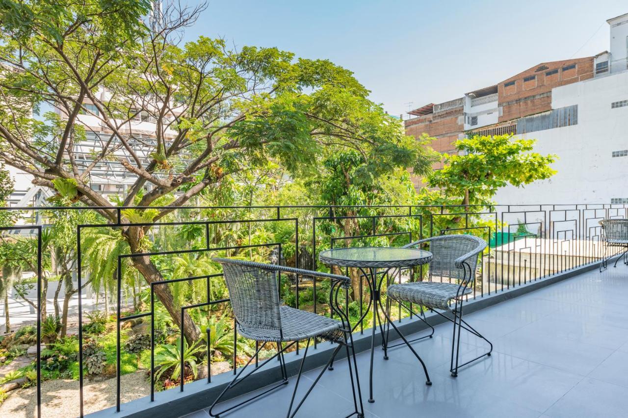 Oasis Hotel 3*