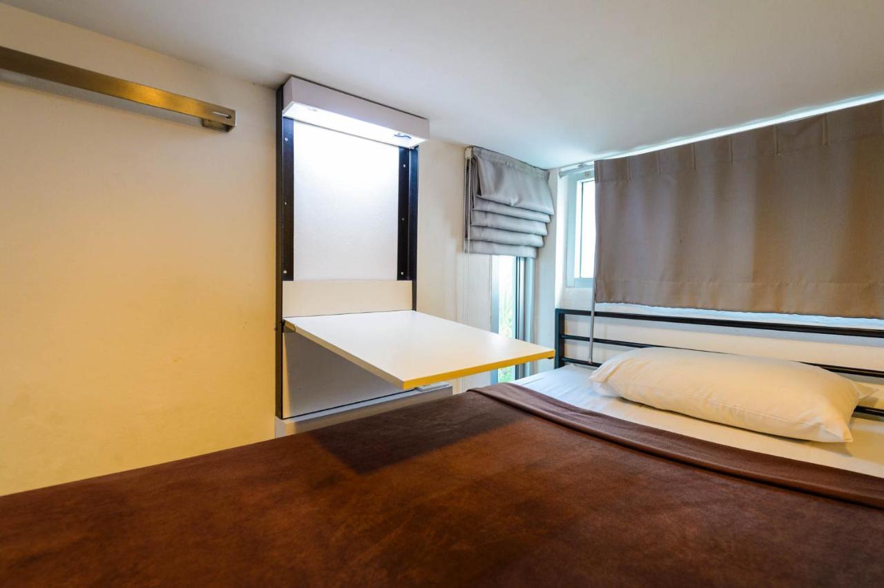 Cheqinn - Sukhumvit 4 Nana Plaza Asrama Bangkok