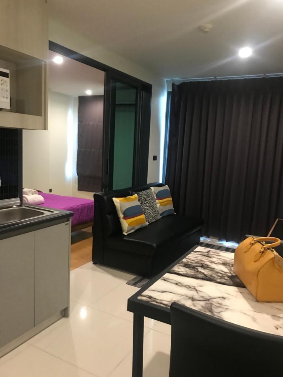 Apartment Hue Sukhumvit Phra Khanong Bangkok