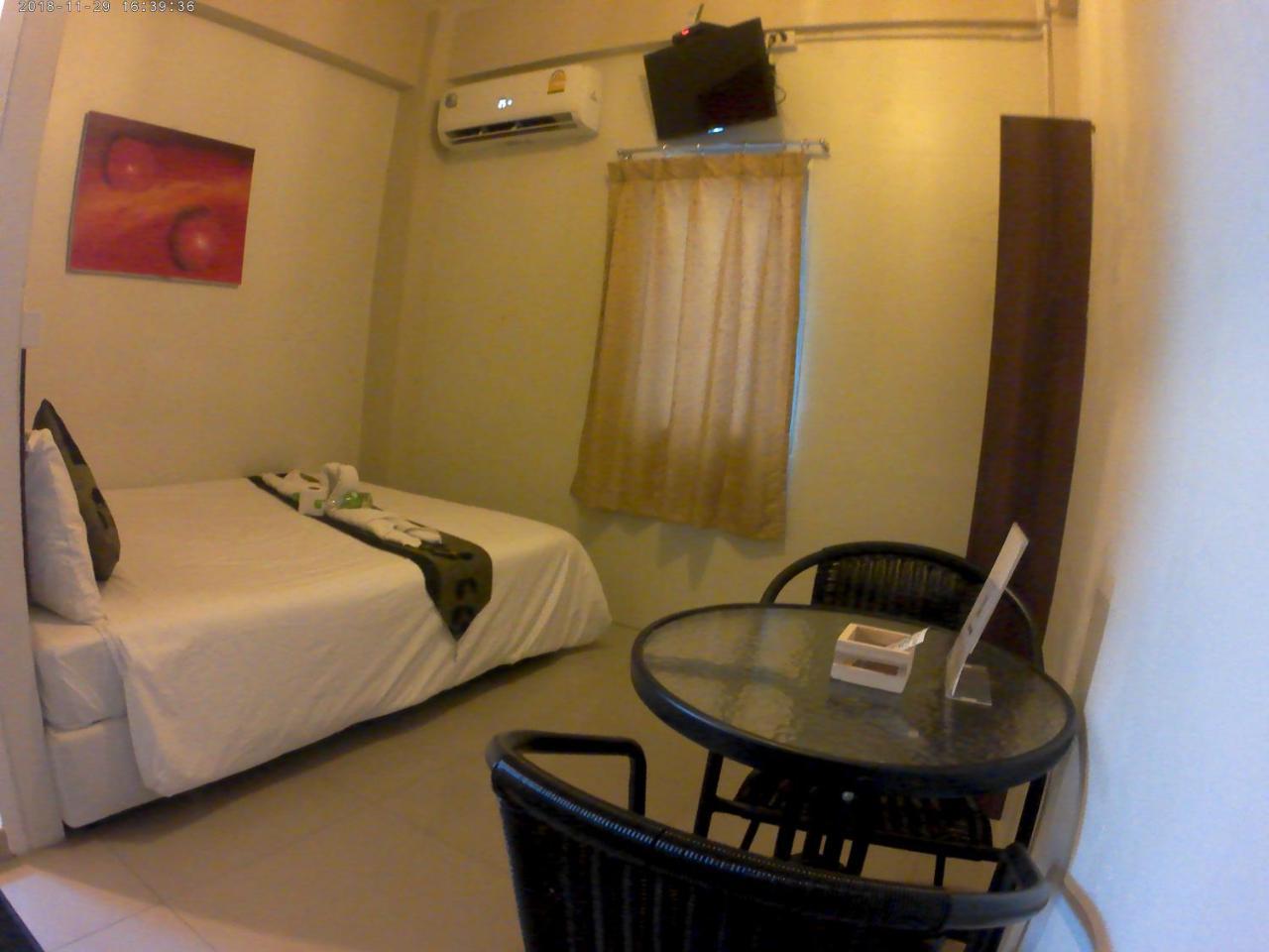 Khaosan House Hotel 2*