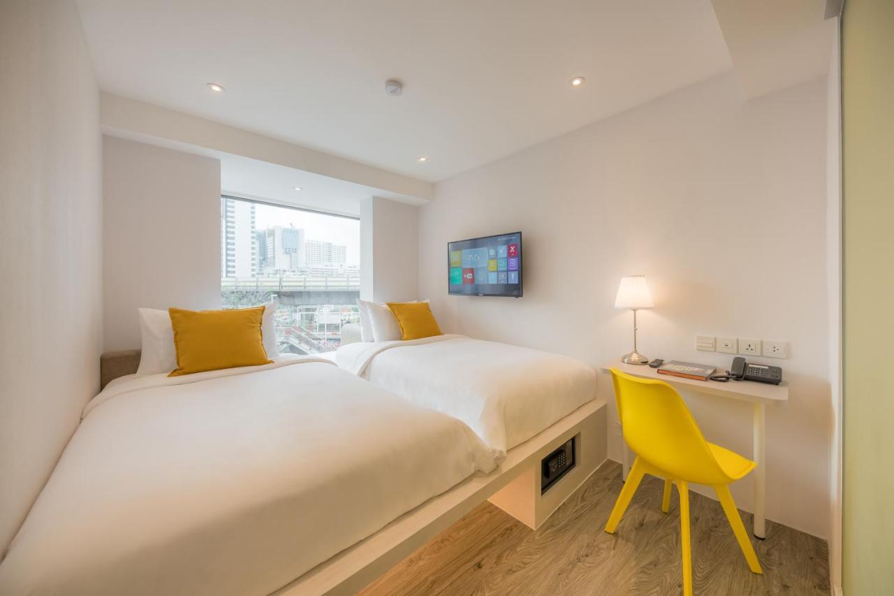 Hotel Yello Victory Monument 3*