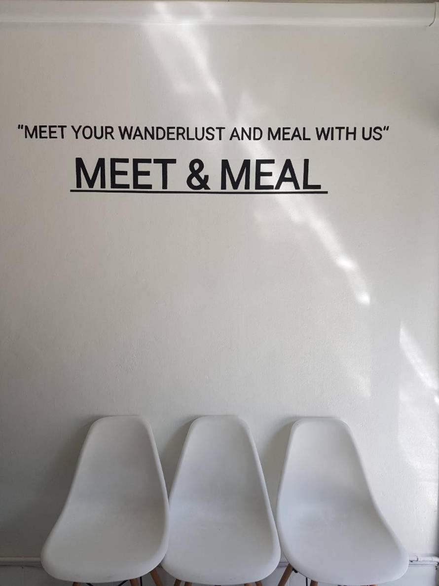 Meet & Meal *