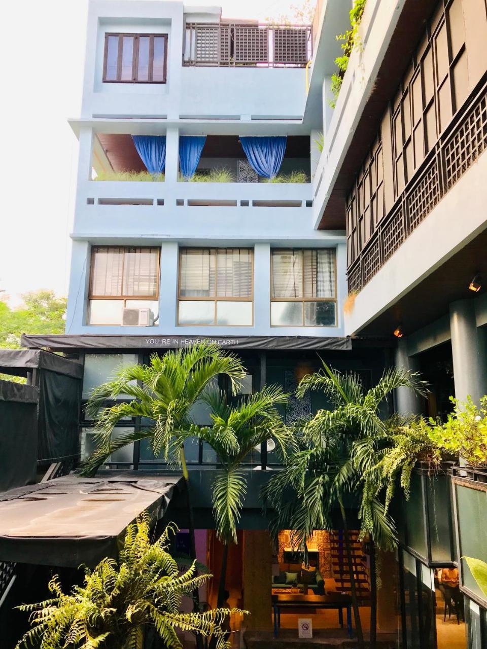 Blu Gay Poshtel Bangkok