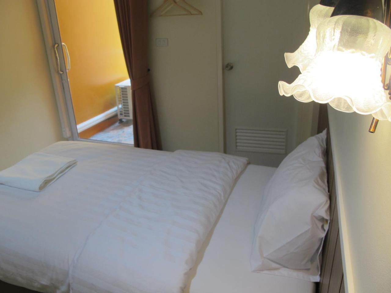 Baan Wanchart * Bangkok