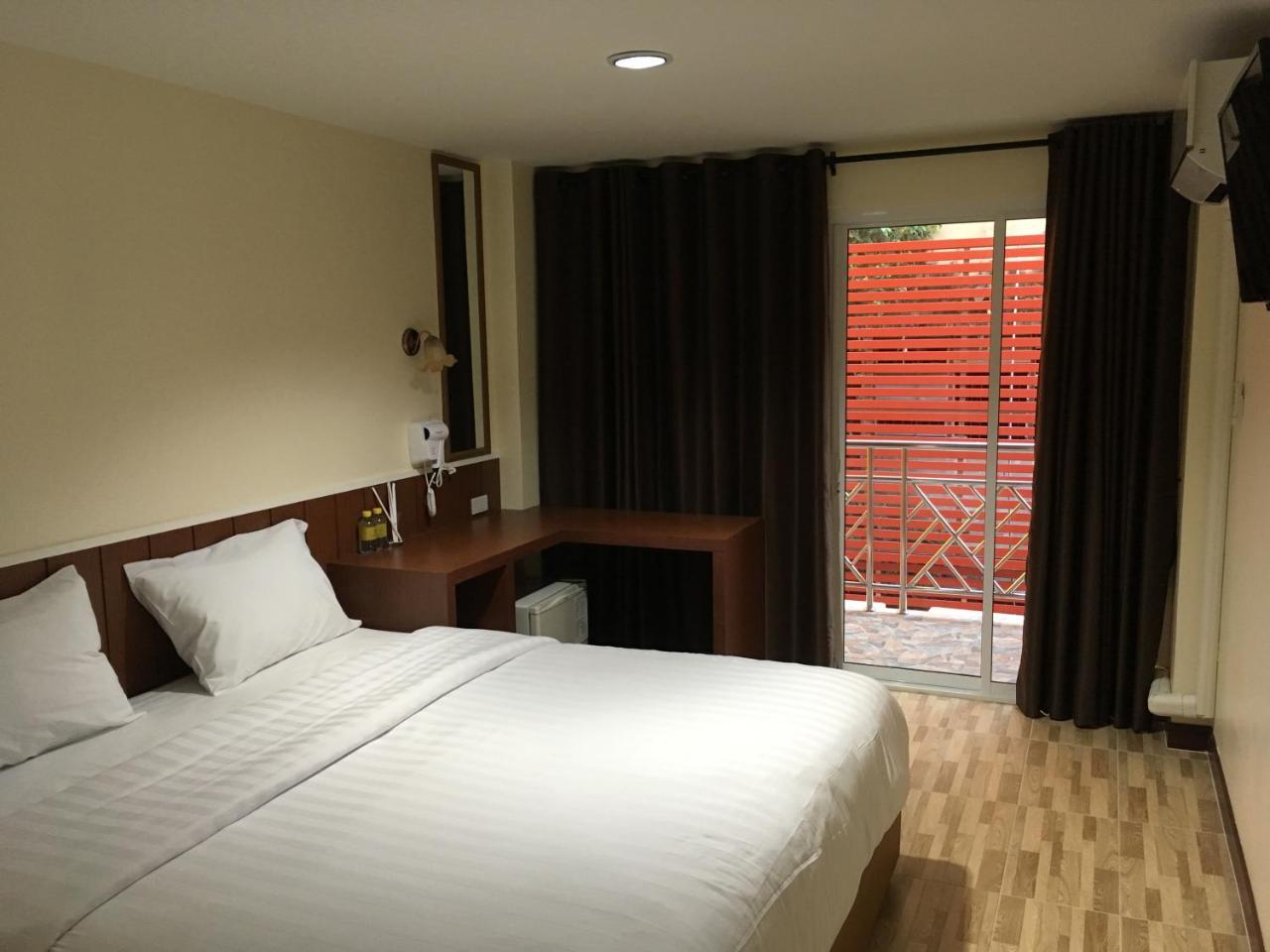 Hostel Baan Wanchart *