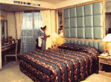 Floraville Serviced 4*