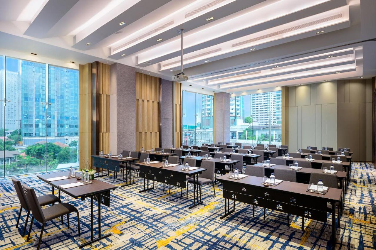 Hotel Nikko 5*