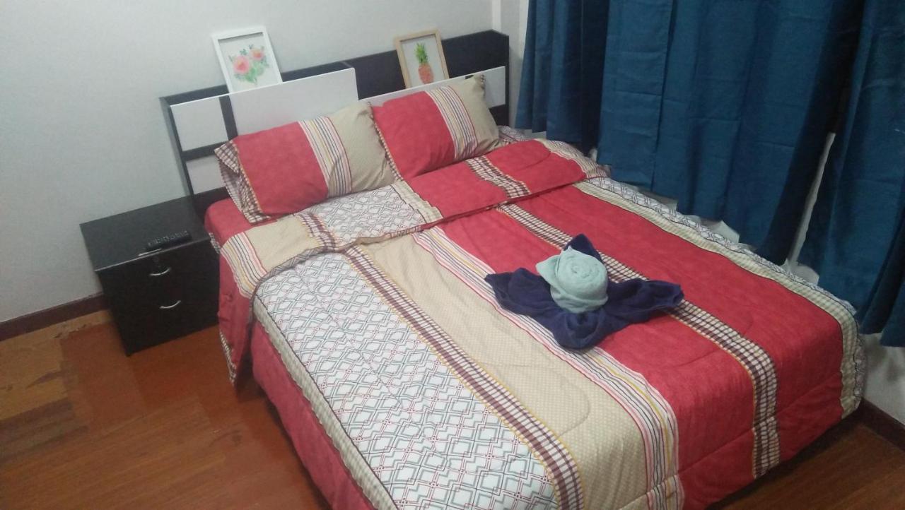 Sleepwith Me Hostel