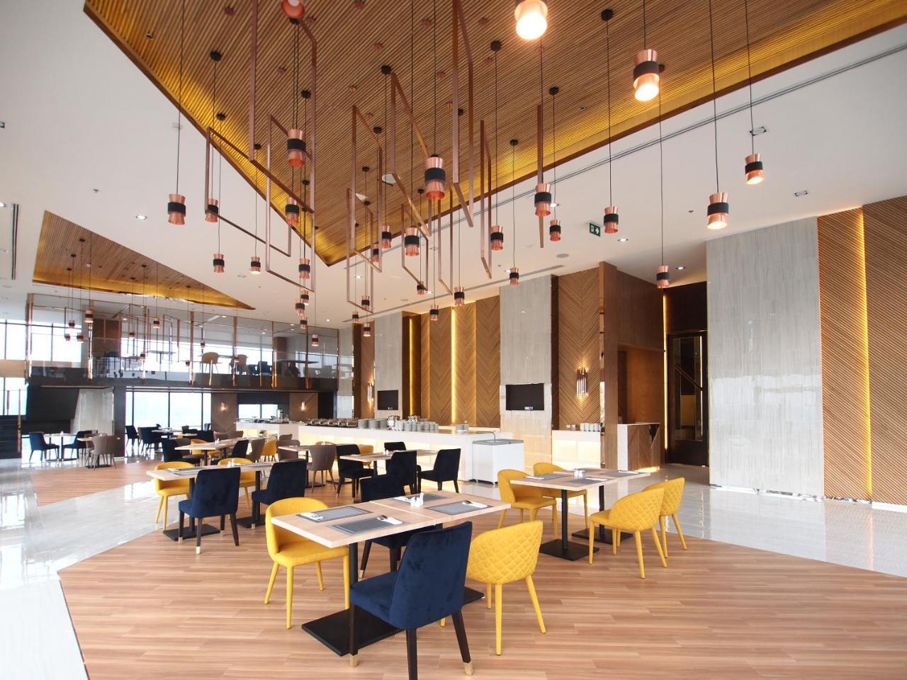 Hotel The Quarter Ari By Uhg Bangkok