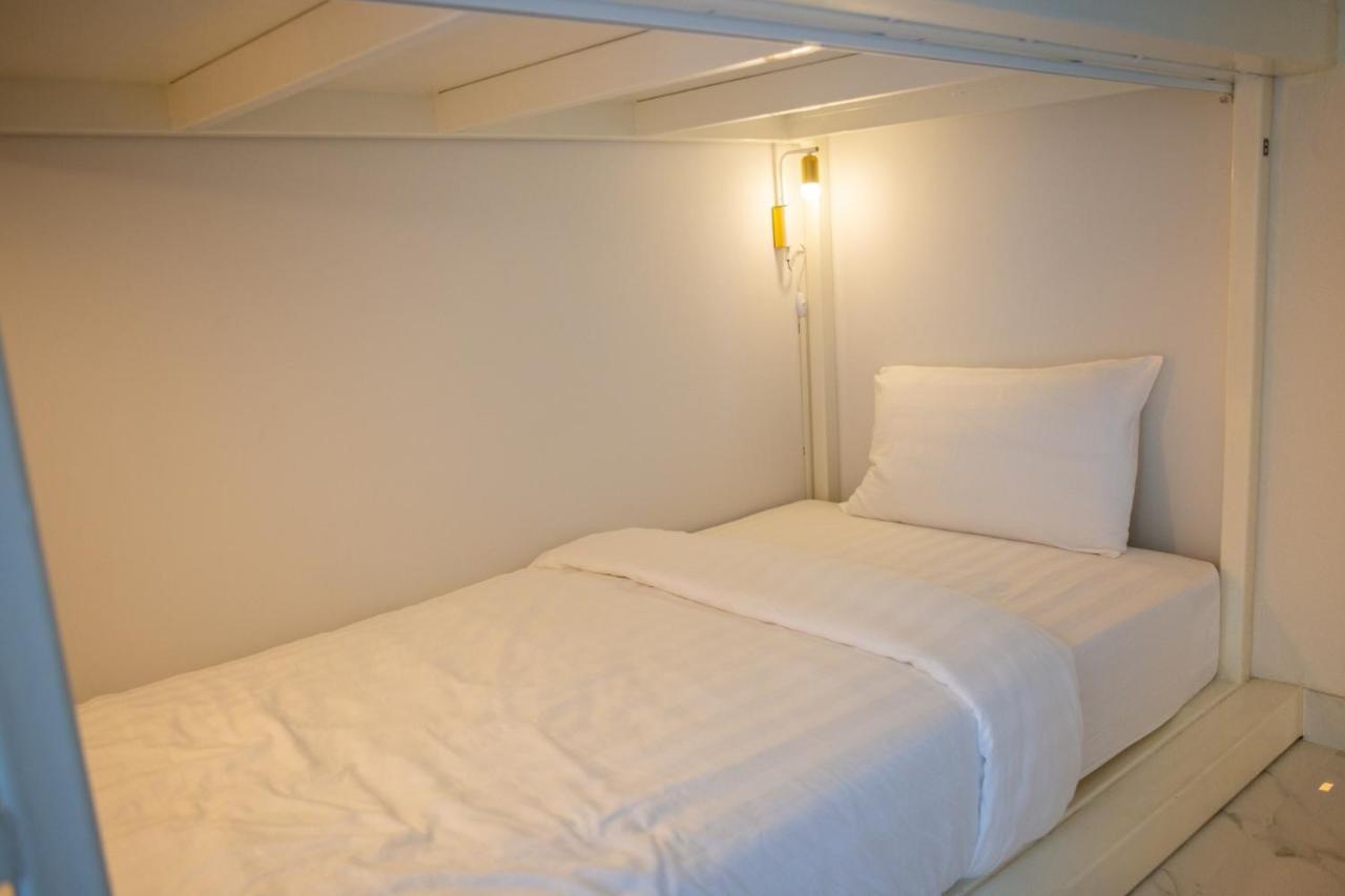 Hostel Rich8