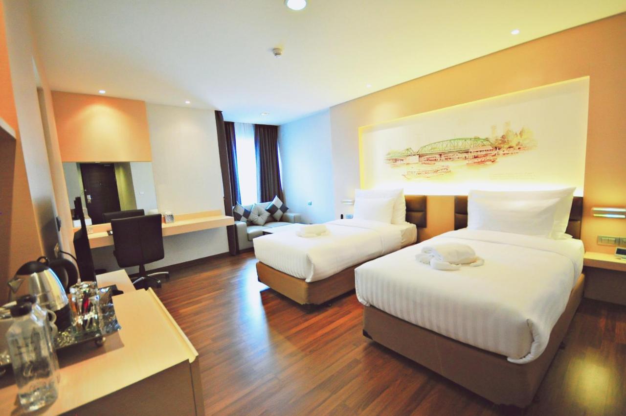 Hotel Parinda 4*