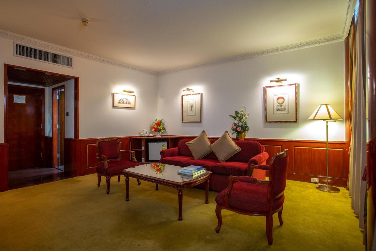 The Tawana Hotel 4*