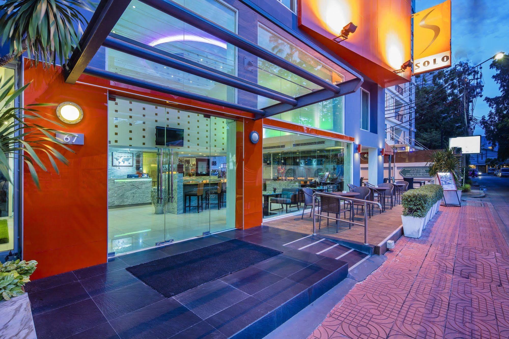 Hotel Solo, Sukhumvit 2, - Sha Extra