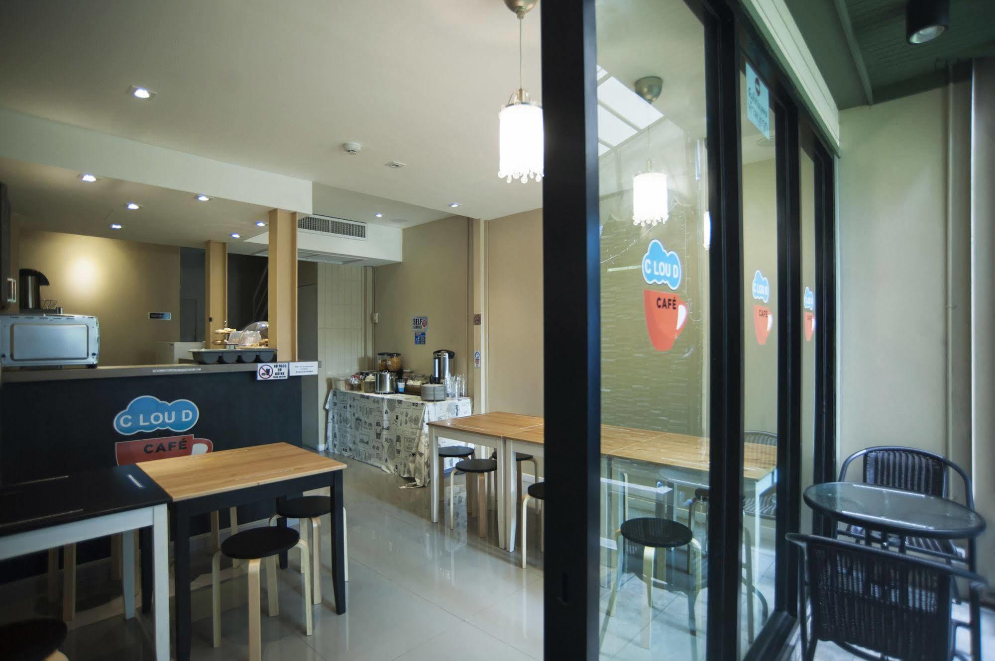 Cloud 9 Guest house Bangkok