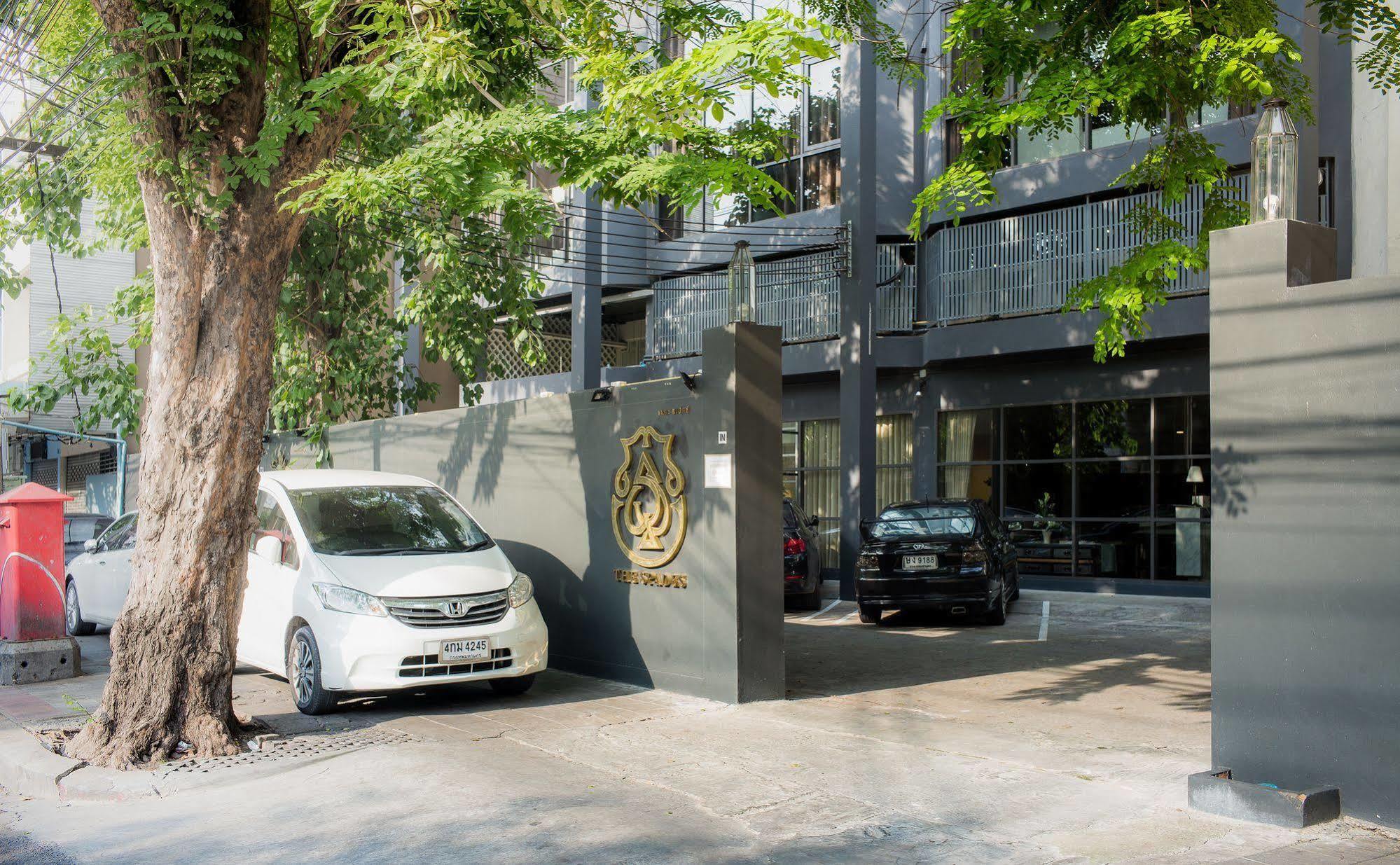 Hostel Collection O The Spades Bangkok