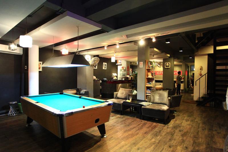 Cheqinn - Sukhumvit 4 Nana Plaza * Bangkok