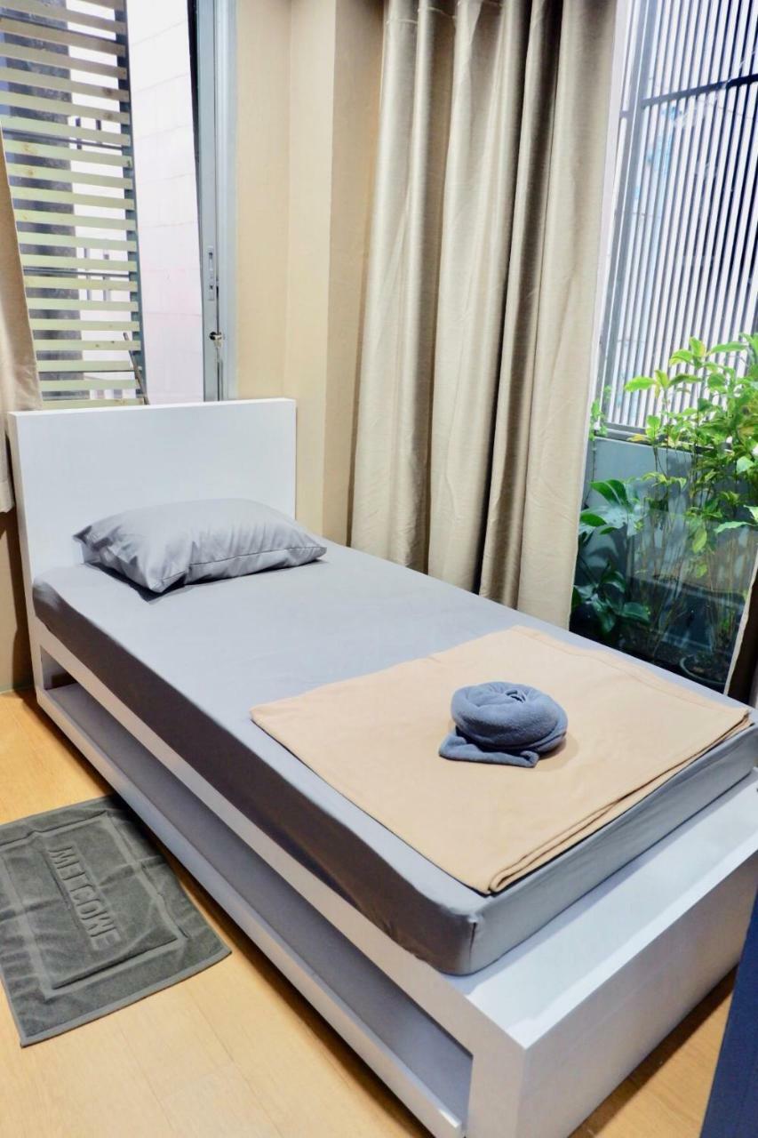 Sleep Cafe @Hidee 24/7 Hostel Bangkok