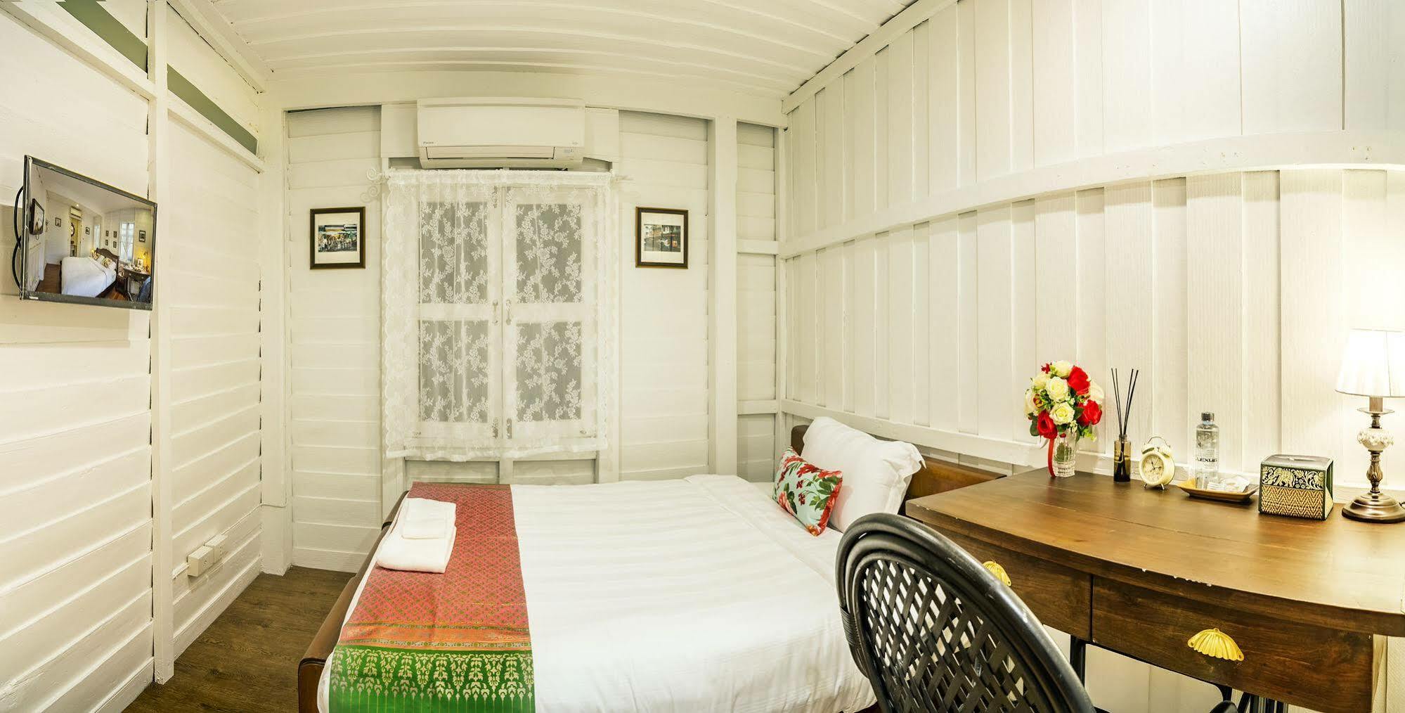 Hostel Baankachitpan Bangkok Hotel