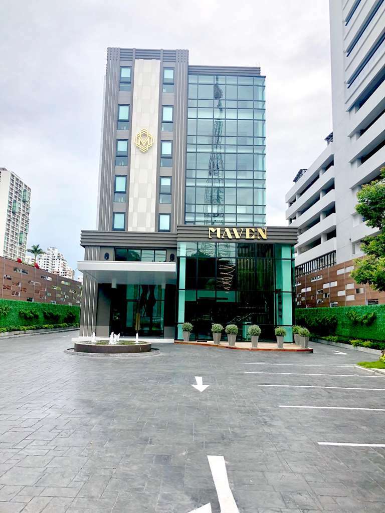 Maven Stylish Hotel