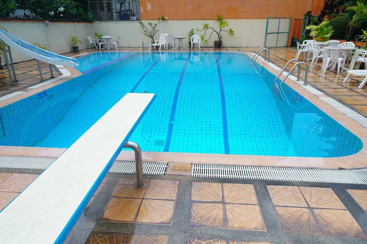 Bangkok Hot Hostel Hostel *