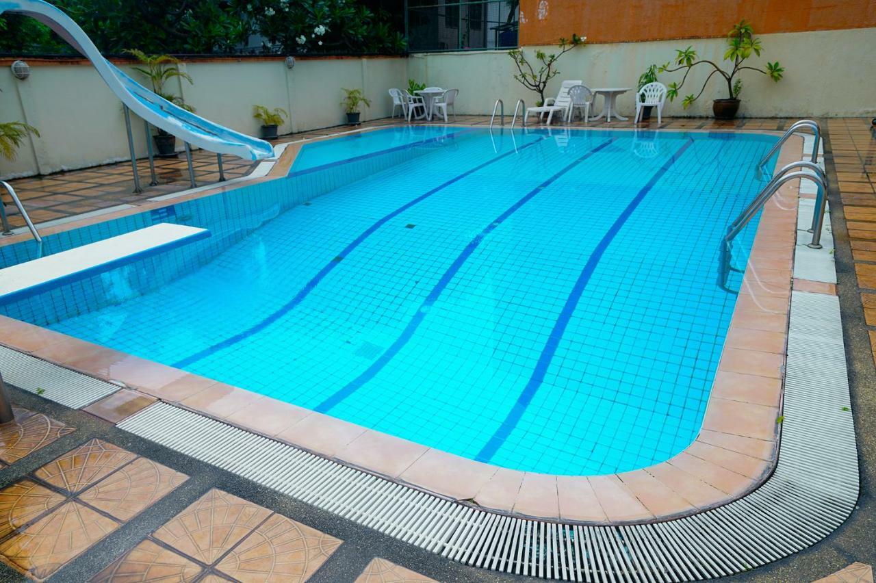 Bangkok Hot Hostel *
