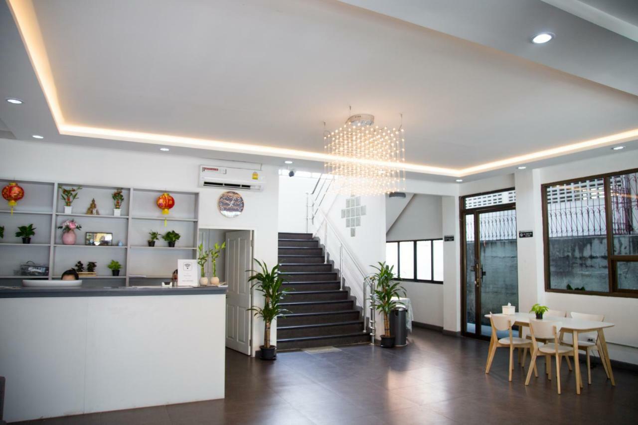 Moca Hotel 3*