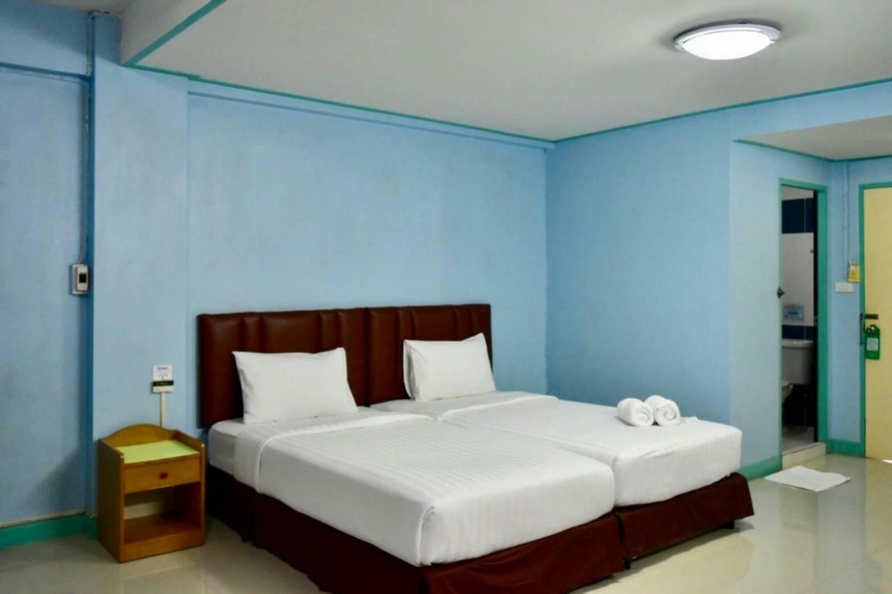 Hotel Happyland Mansion 3*