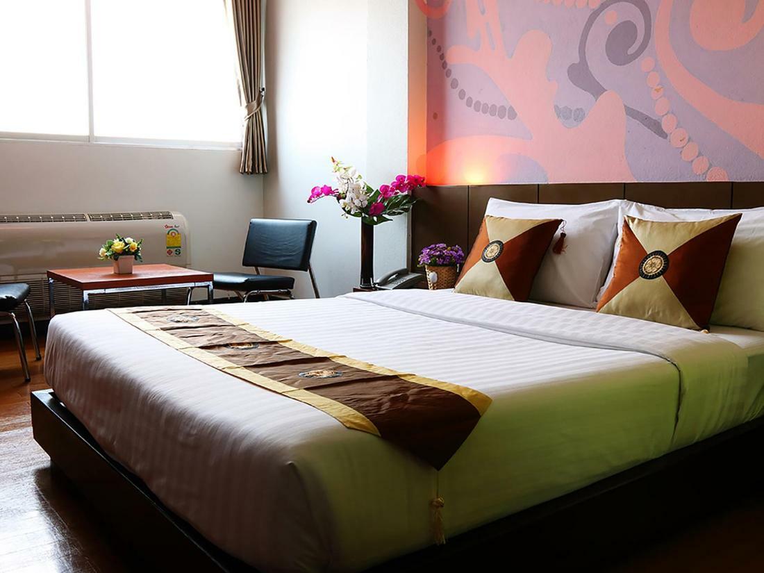 Happyland Mansion Hotel Bangkok