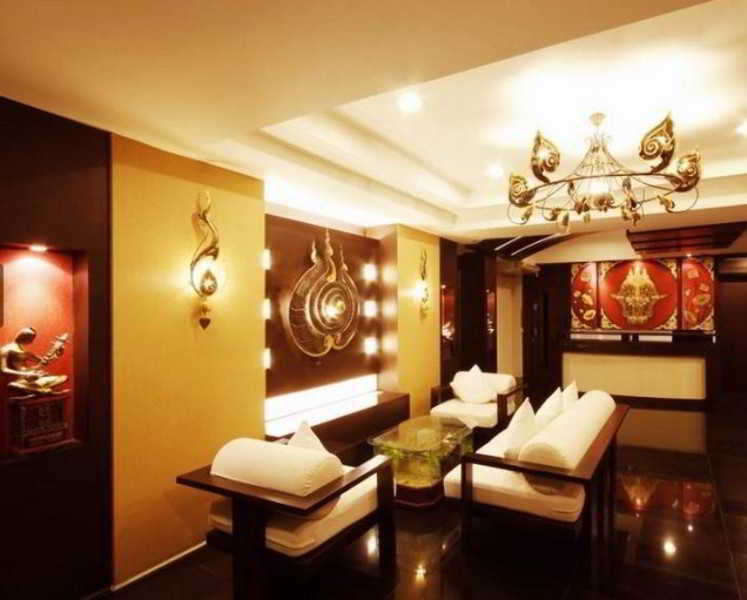 Mirth Sathorn Hotel 3*