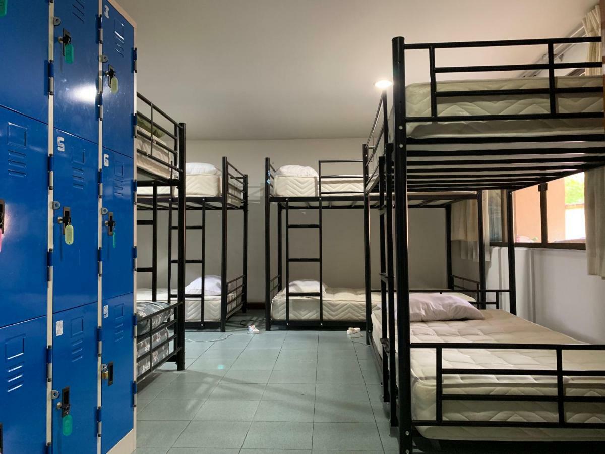 Bangkok Hot Hostel Hostel