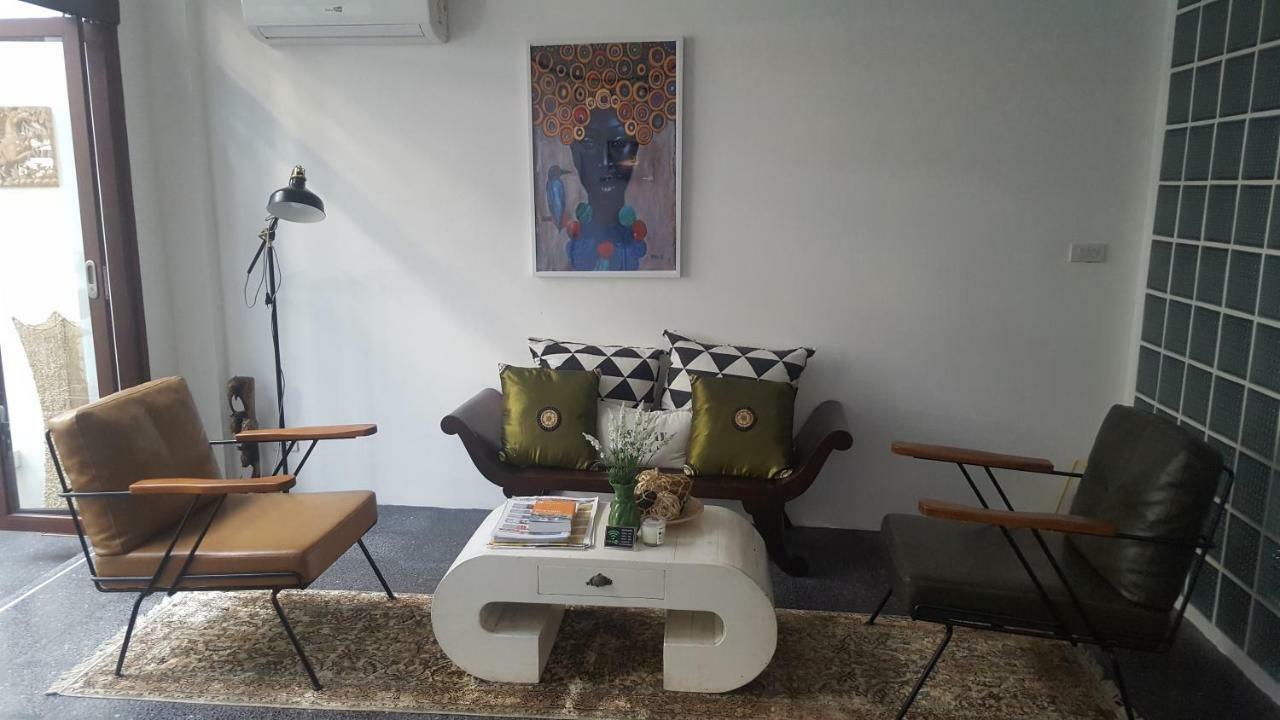 Haus Sathorn 21 2*
