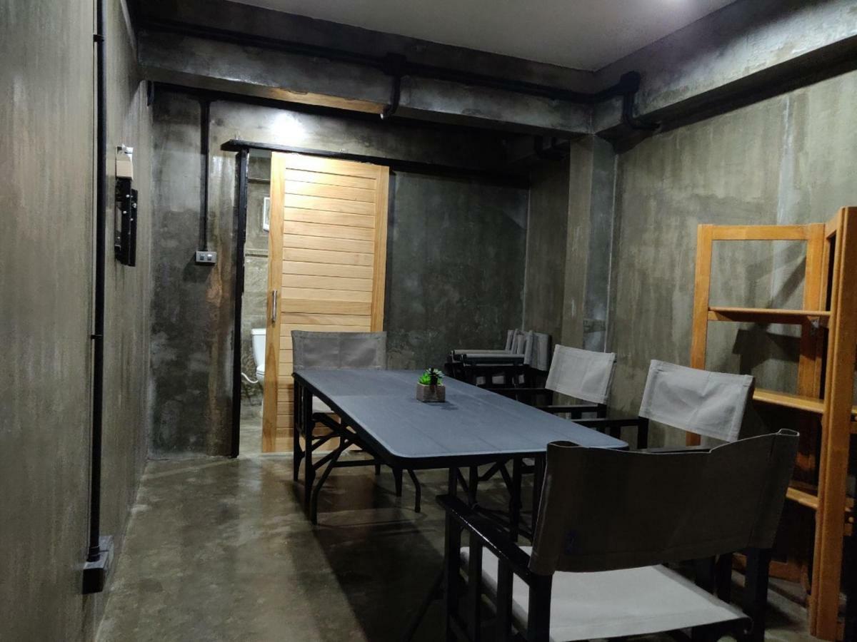 Guest house The Hog Bangkok