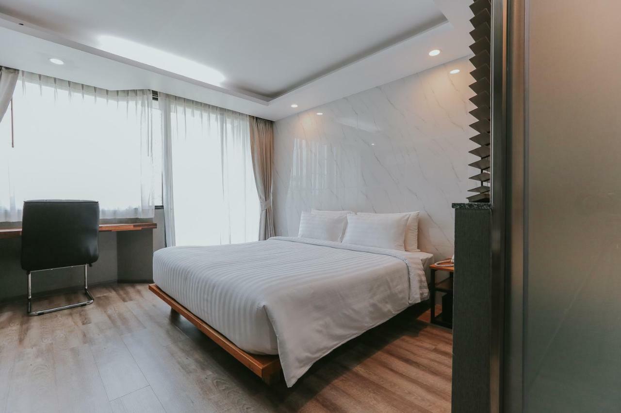 Link Bangkok