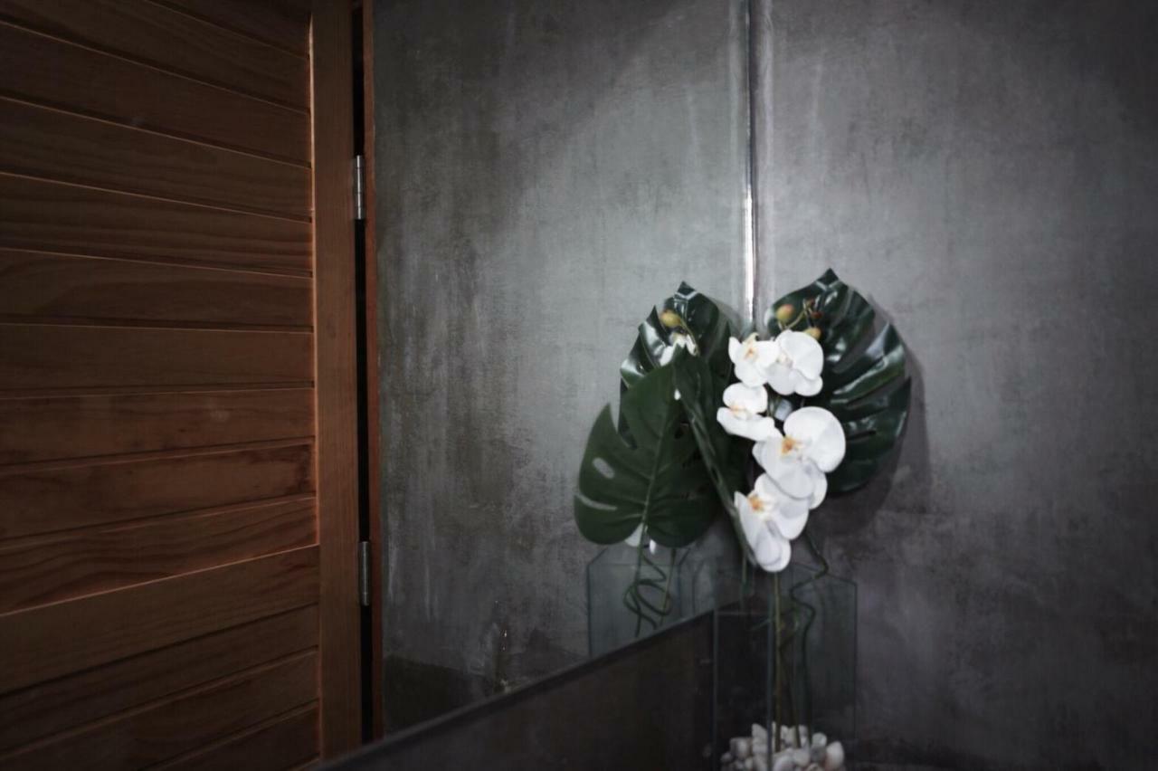 The Hog Guest house Bangkok