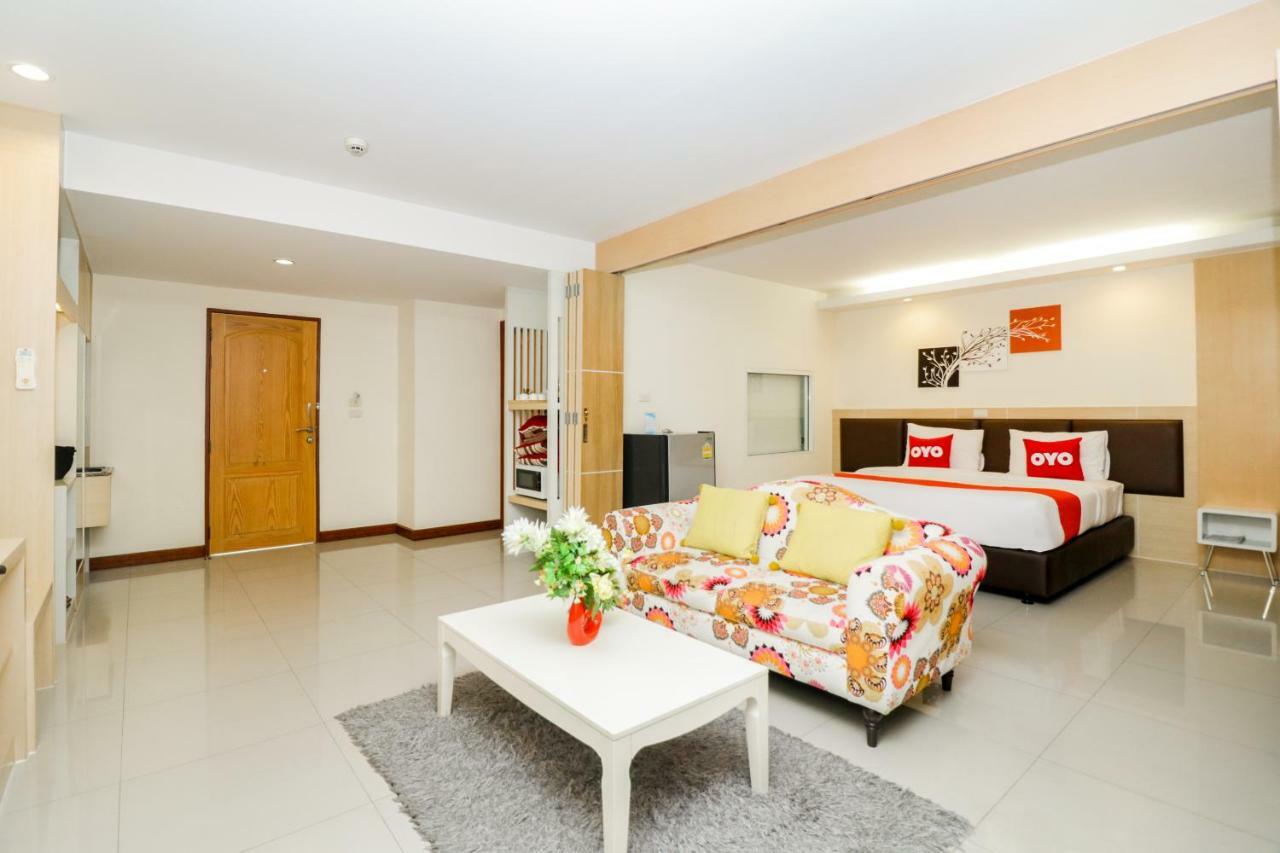 Oyo 234 Tara Grande & Hotel