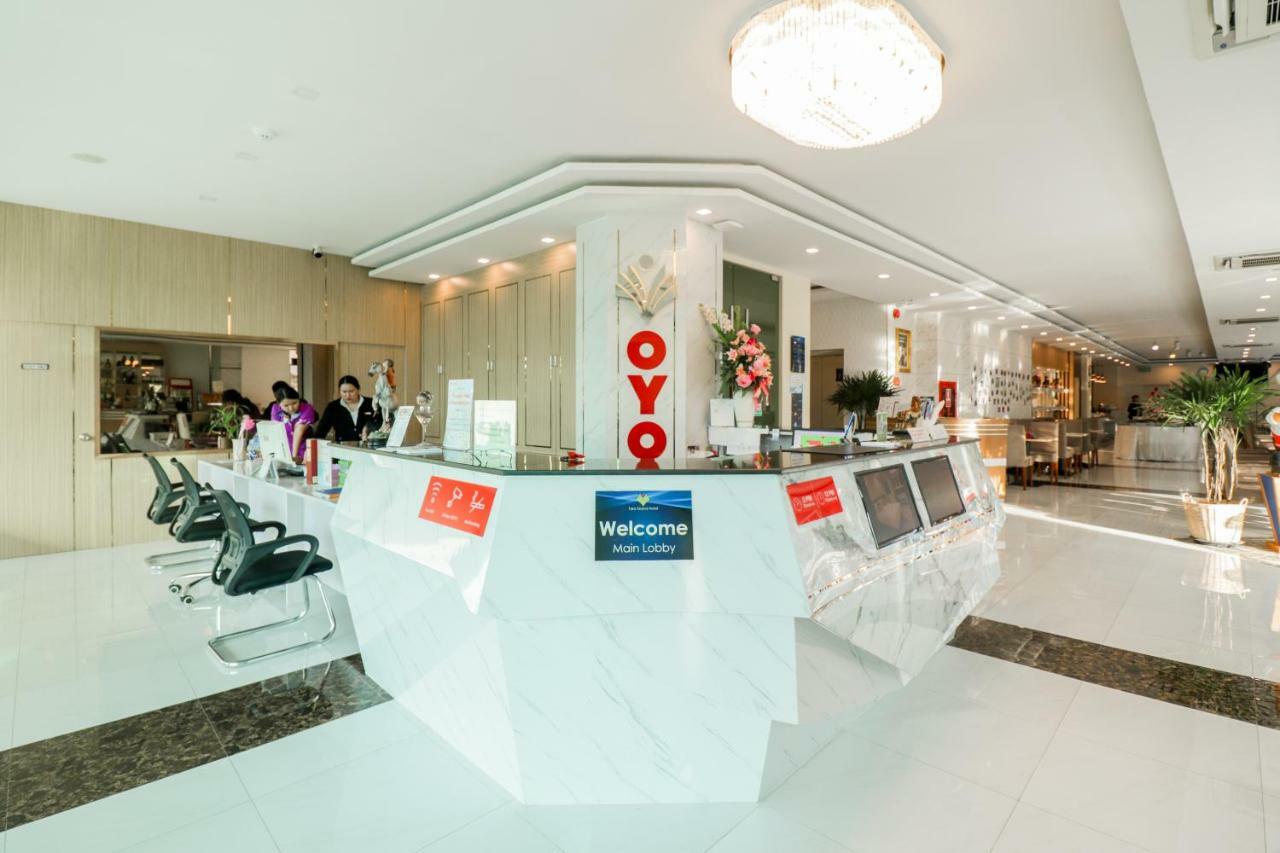 Oyo 234 Tara Grande & 3* Bangkok
