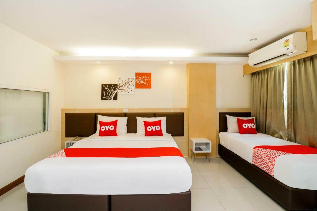 Oyo 234 Tara Grande & 3* Bangkok