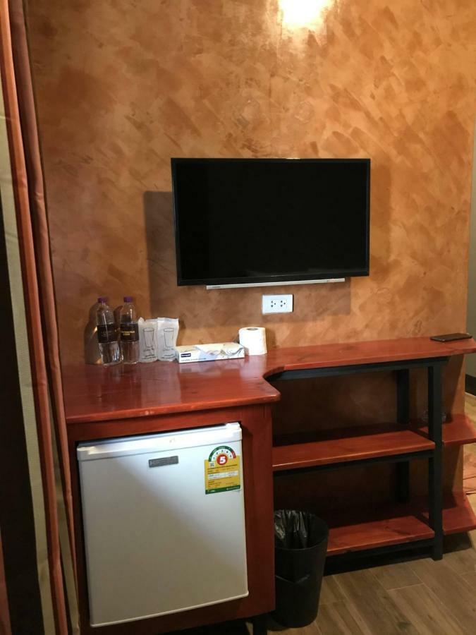 Center Point Plaza Hostel