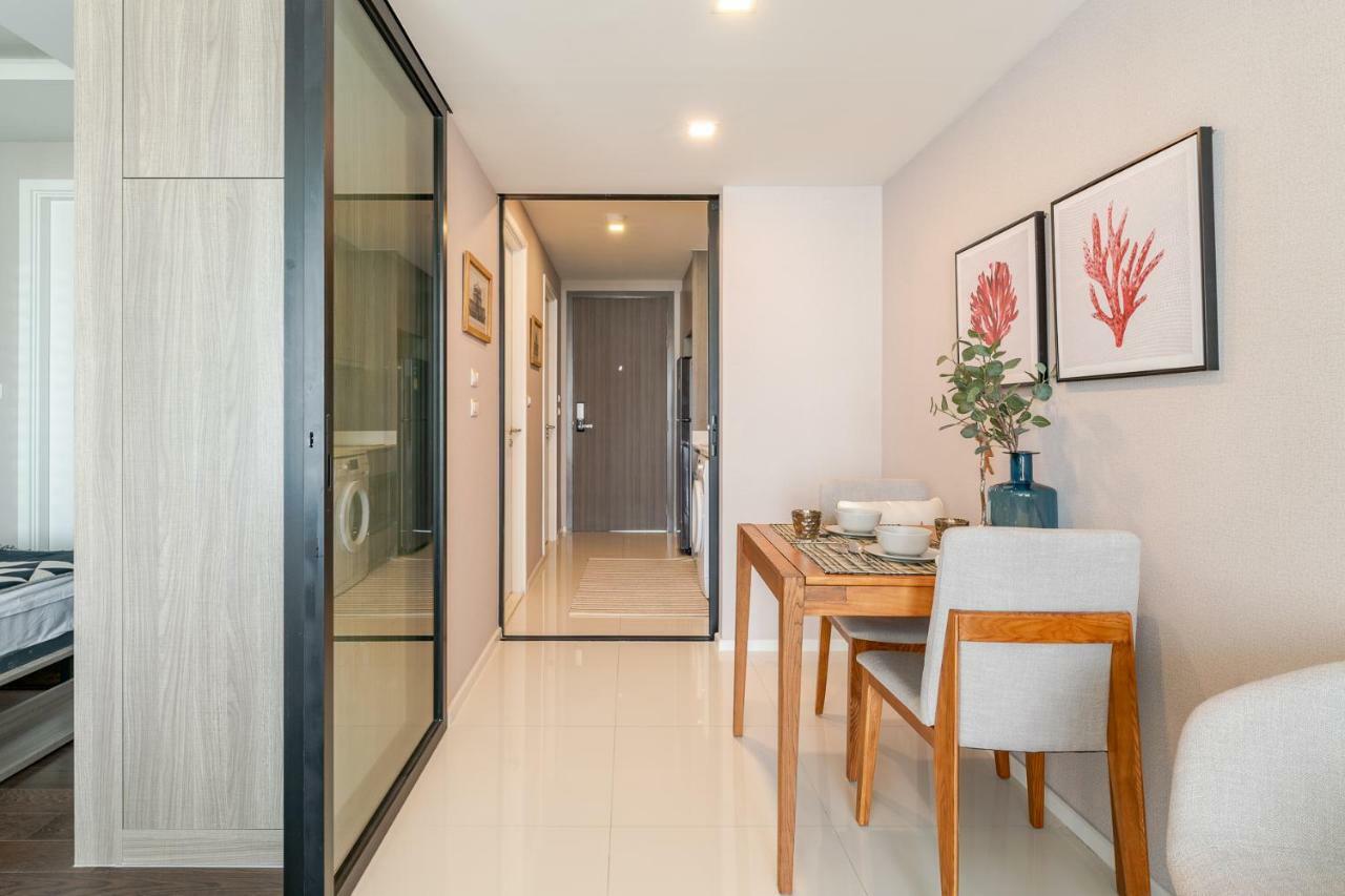 Sukhumvit Asok Modern * Bangkok
