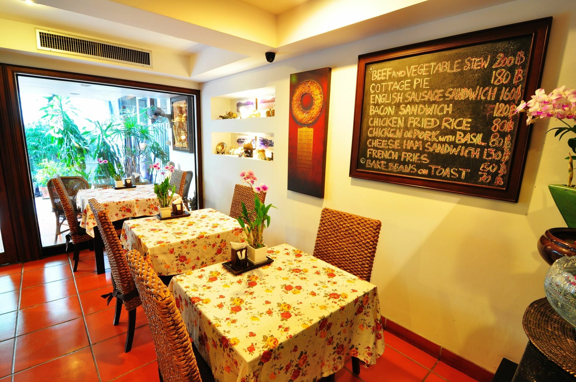 Baan Sukhumvit Soi 20